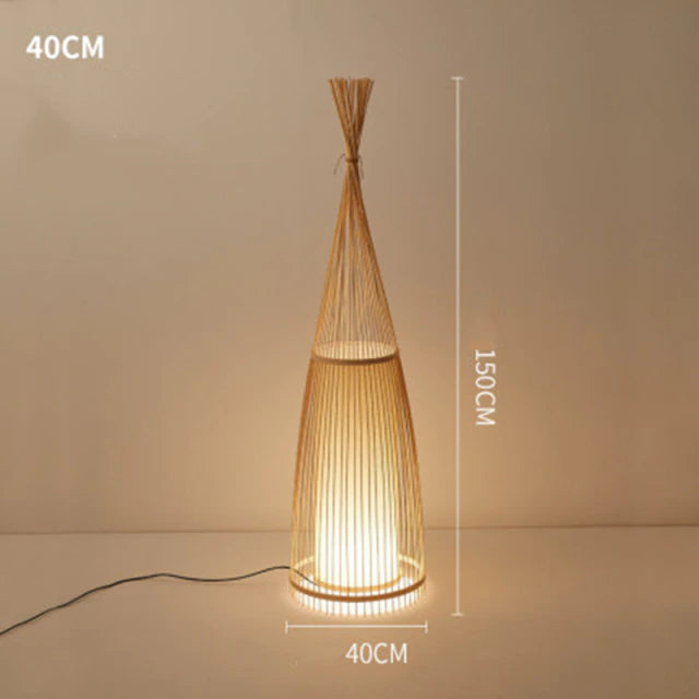 Verstellbare Rattan-Stehlampe Zifara für das Wohnzimmer