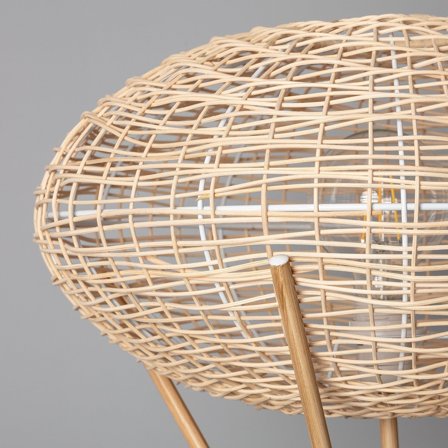 Design-Rattan-Stehlampe Votcha