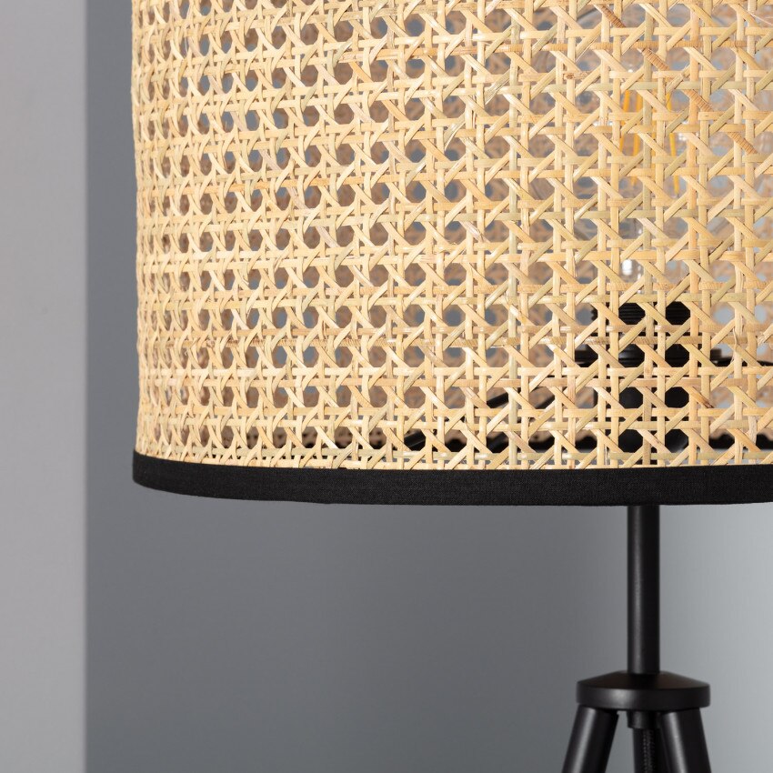 Dreibein-Stehlampe Soulia mit Rattangeflecht